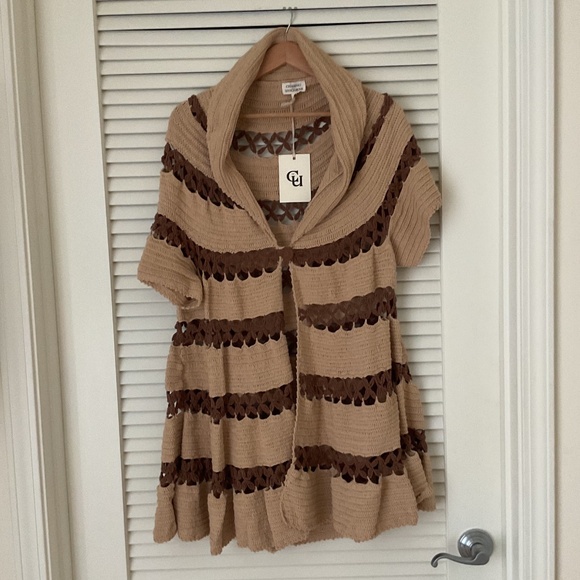 Sold Out! Chasing Unicorns Let It Be Crochet Coat Brown/Tan OS NWT - Picture 5 of 6